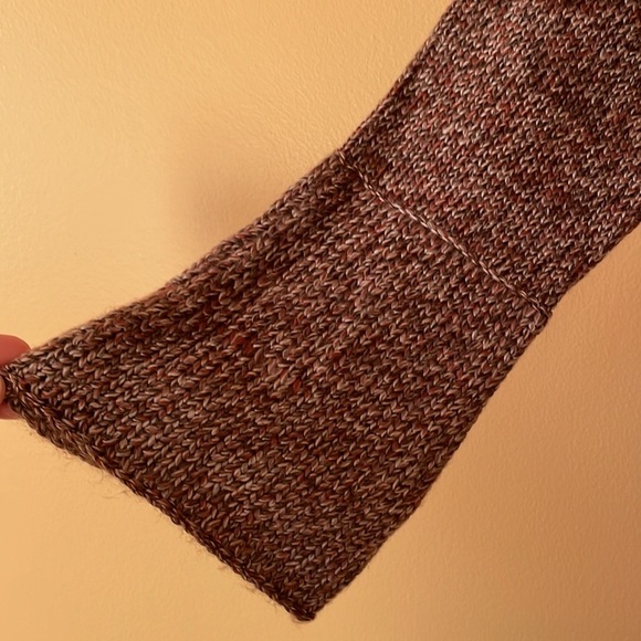 Axcess Women’s Turtle Neck Long Sleeve Sweater - Picture 3 of 4